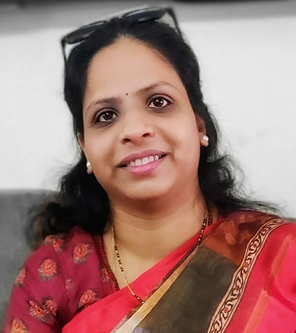 Dr Saroj Salelkar